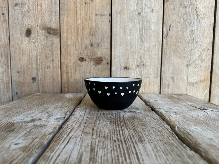 kom met hartjes in diverse designs